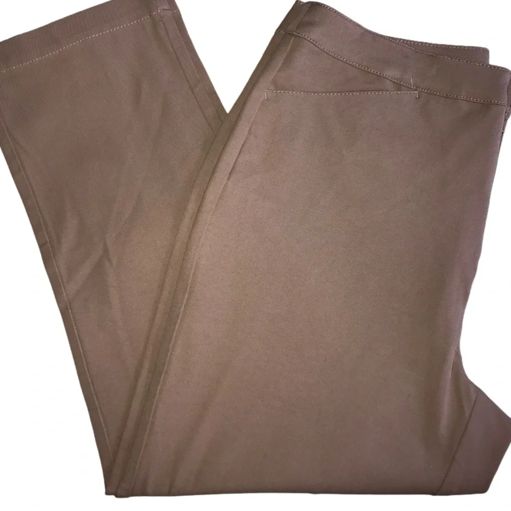 Liz Claiborne Hepburn Cropped Pant Size 12